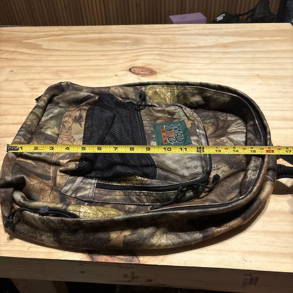 Mad Dog Gear Camo Hunting Backpack Daypack Outdoor Pack School Very Good